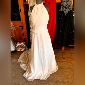 Elegant White Womens Halter-Style Dress